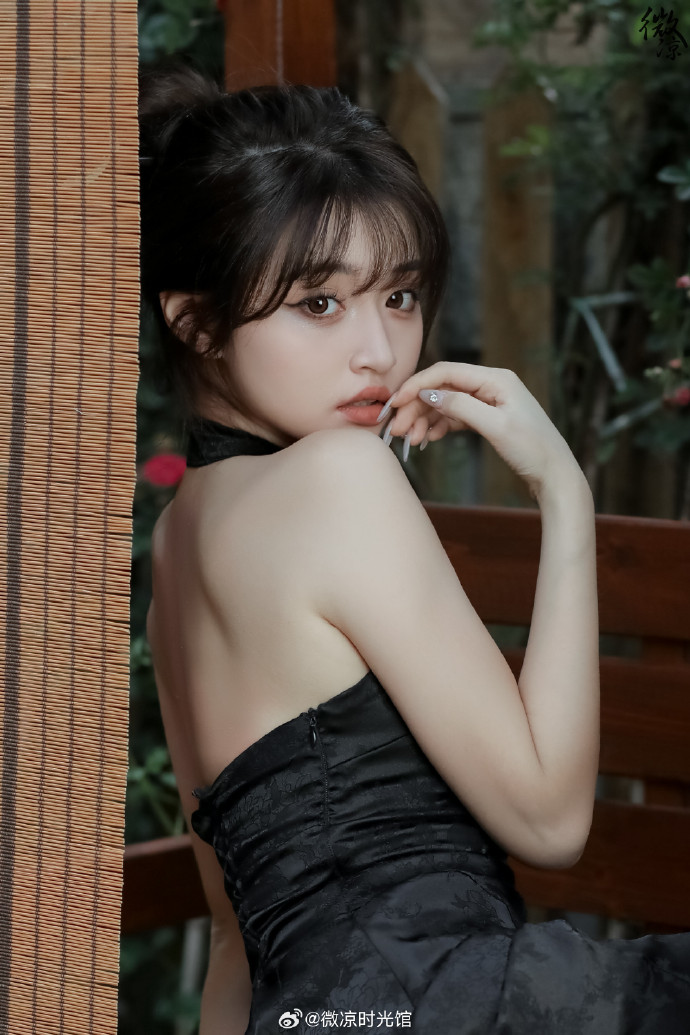 春光乍泄